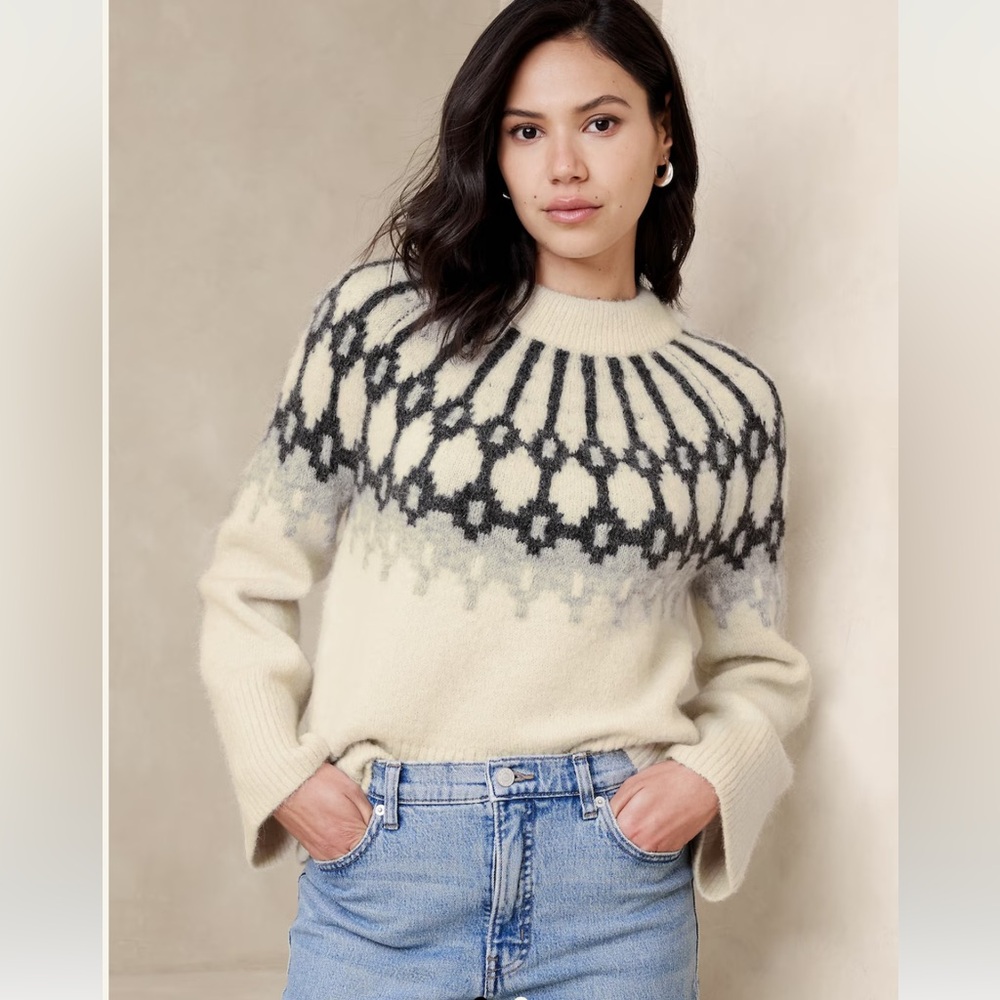 NWT Banana Republic cozy alpaca fair aisle sweater, size small, cream & grey
